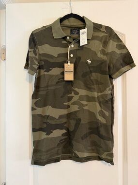 Abercrombie & Fitch Men's Camo Polo - Olive & Dark Green